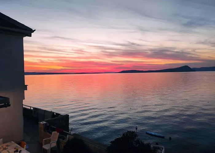 아파트 - Senj 1 스타리그라드