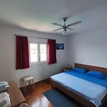 - Senj 1 Apartment Starigrad (Kvarner)
