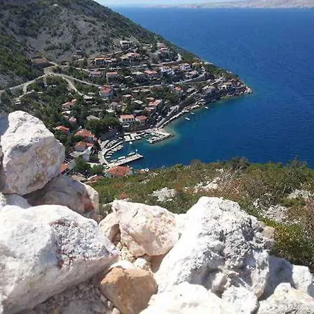 Apartman Starigrad/senj 1 *