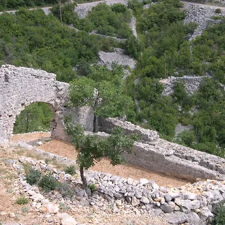Apartman Starigrad/senj 1 *