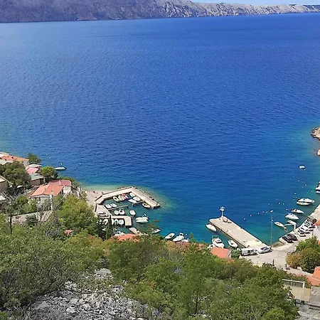 - Senj 1 *